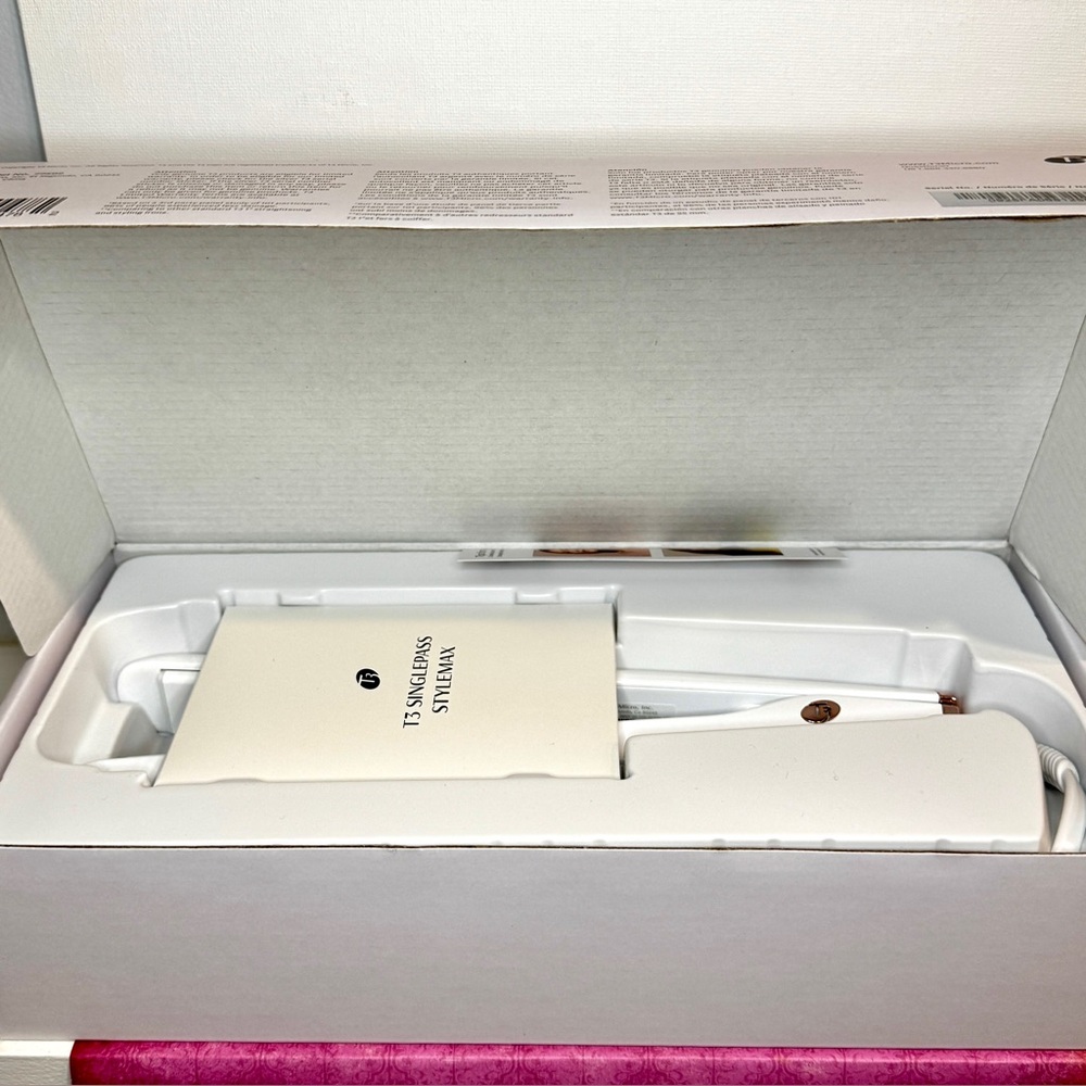 T3 SinglePass StyleMax 1” Professional Flat Iron Luxe Styling Personalized Heat - Picture 11 of 11
